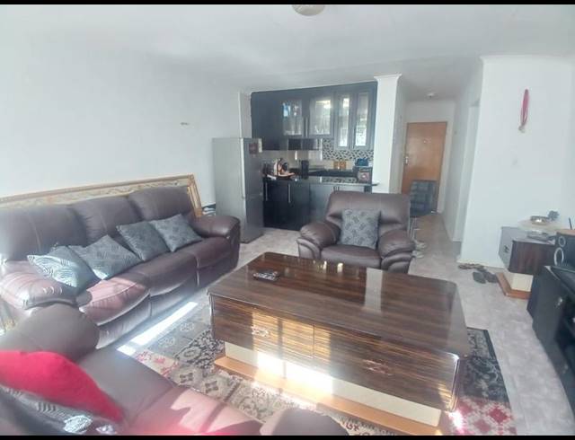 2 BEDROOM APARTMENT FOR SALE IN FLORIDA